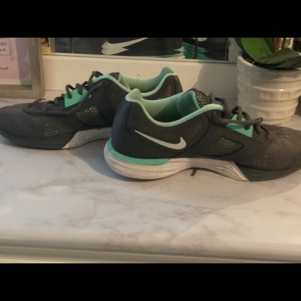 Womens Nike Shoes